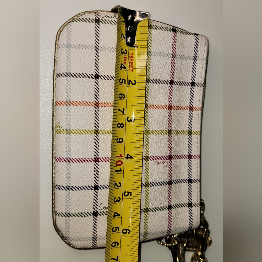 Coach White Multicolor Plaid Women's Wallet NEW. - Picture 10 of 11